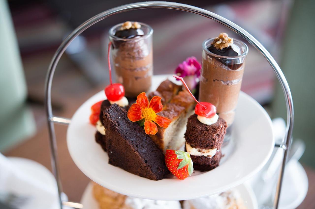 Lakeside Park Hotel & Spa Fishbourne  ภายนอก รูปภาพ
